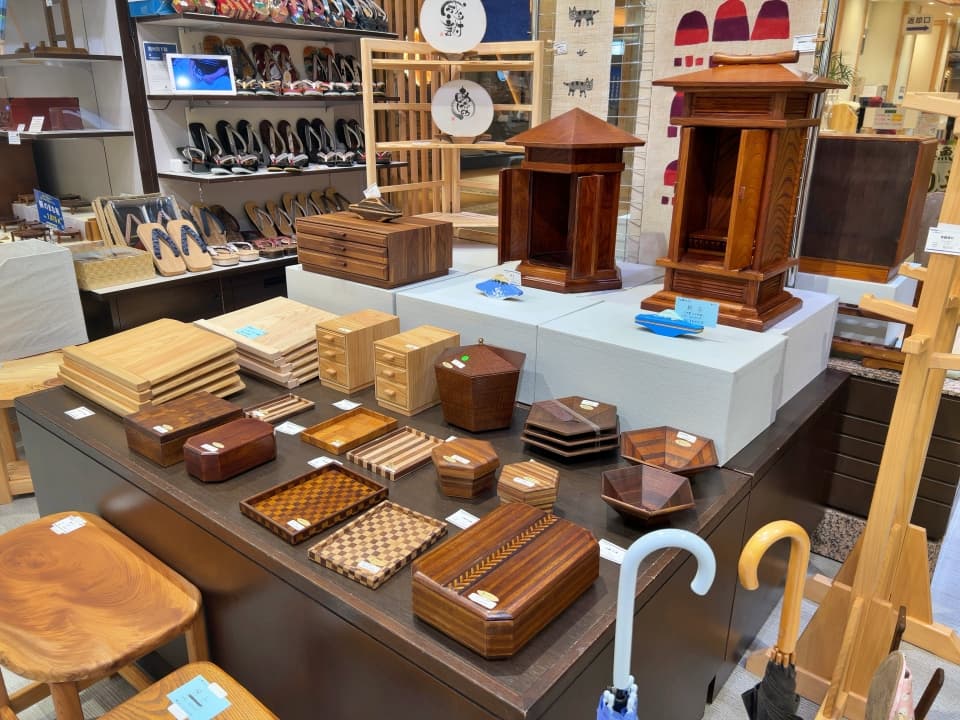 『木・人・心 職人の技展』会場内の様子